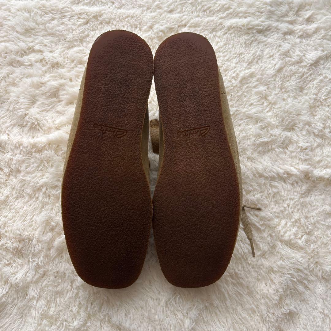 Clarks ワラビー 26.5cm ベージュ CFS スエード ゴールドロゴ