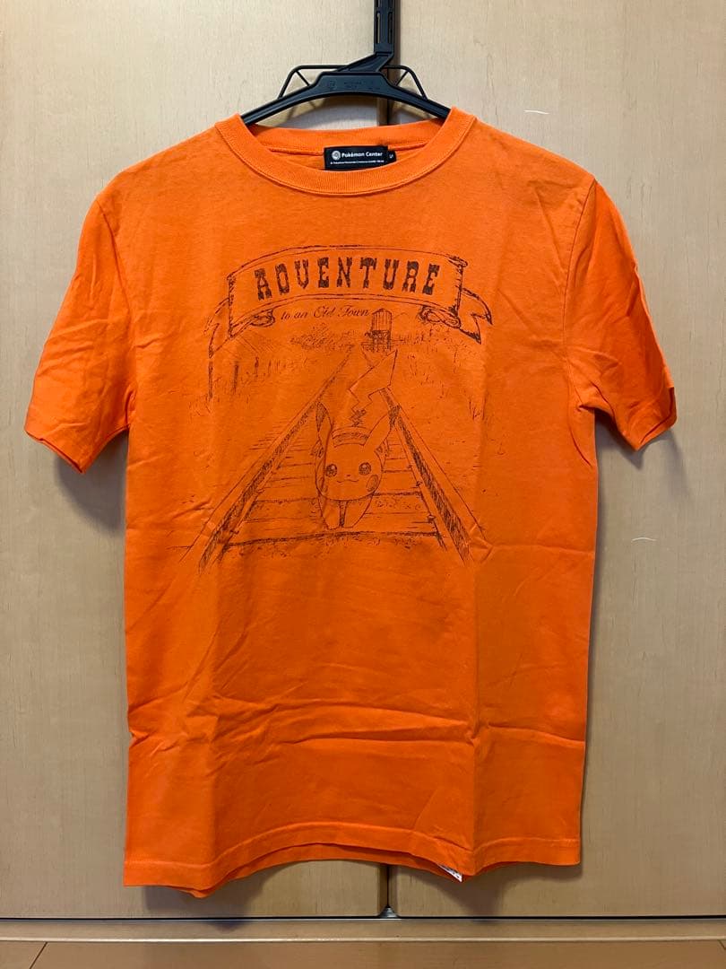 ポケモンセンター ピカチュウ Tシャツ オレンジ