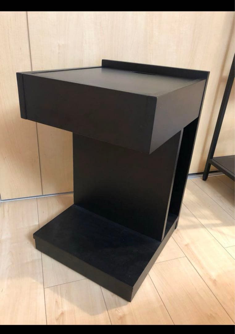 定価17,000円　大塚家具　ナイトテーブル　サイドテーブル