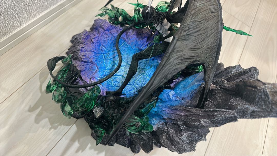 【最安値】BLEACH 黒衣少年図 ウルキオラ ガレージキット ガレキ