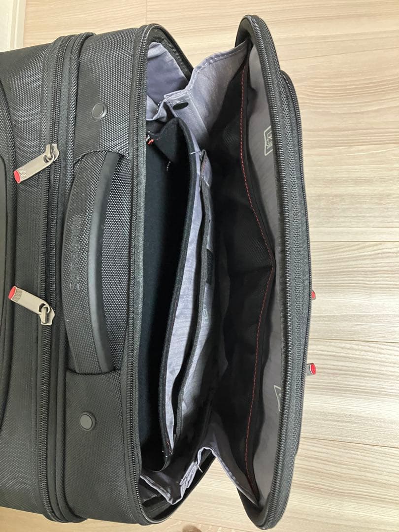 値下　Samsonite サムソナイトキャリーケース 黒 機内持ち込み　4輪