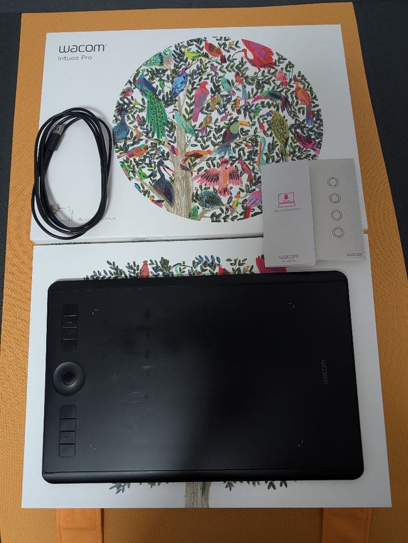 Wacom Intuos Pro ペンタブレット 本体 PTH-660/K0