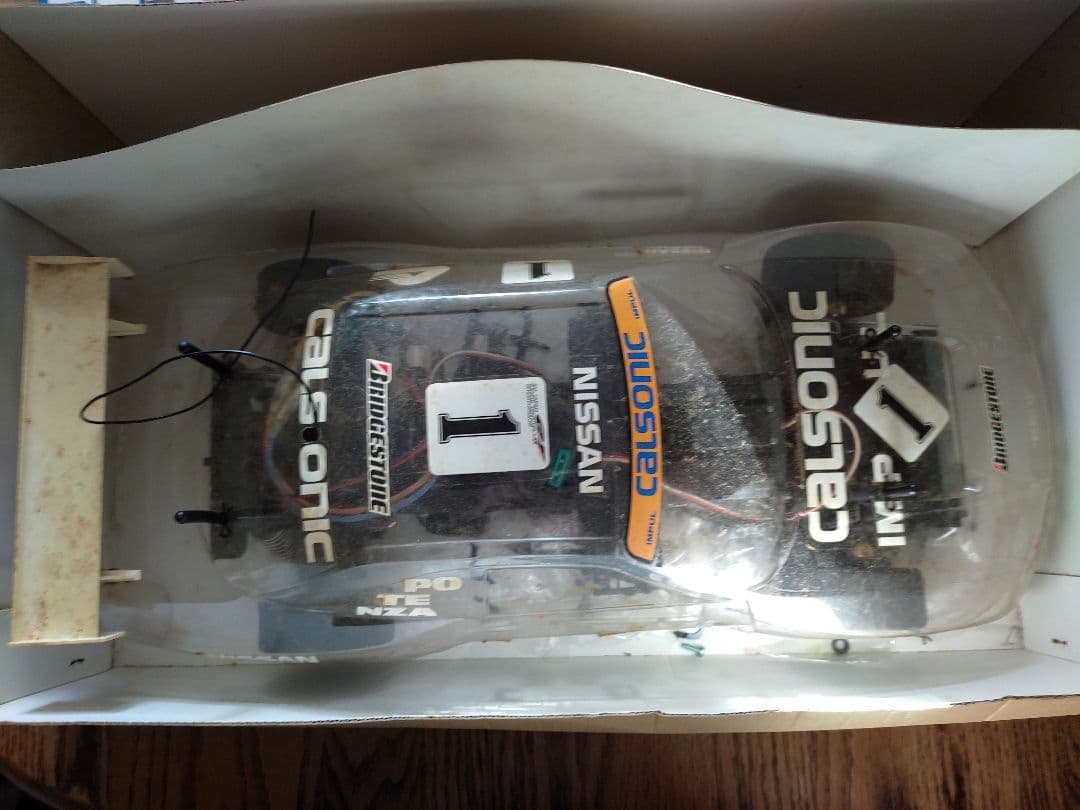 ホビーラジコン Tamiya Calsonic Skyline GT-R 1/10