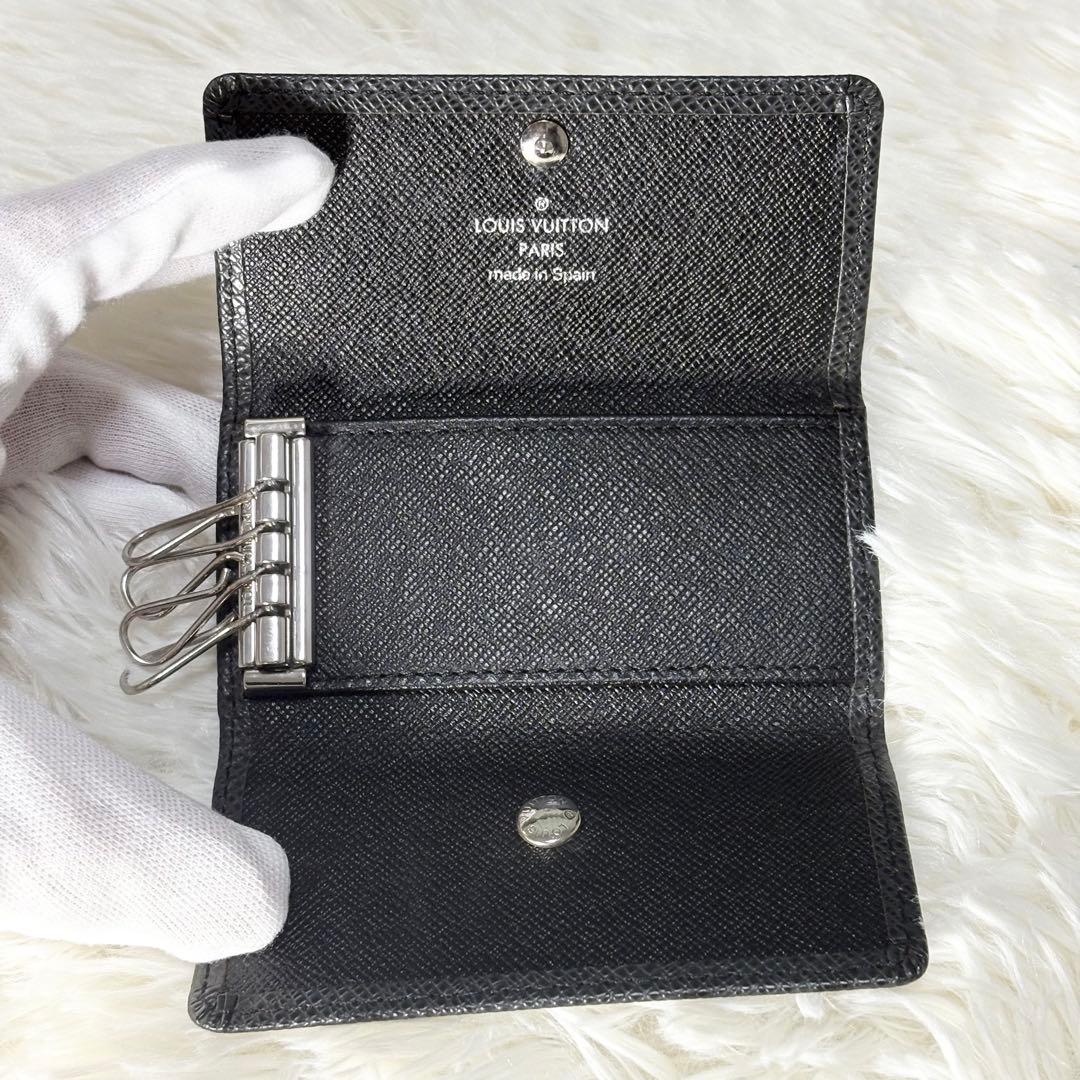 ルイヴィトン タイガ　ミュルティクレ4　キーケース　ノワール　ブラック