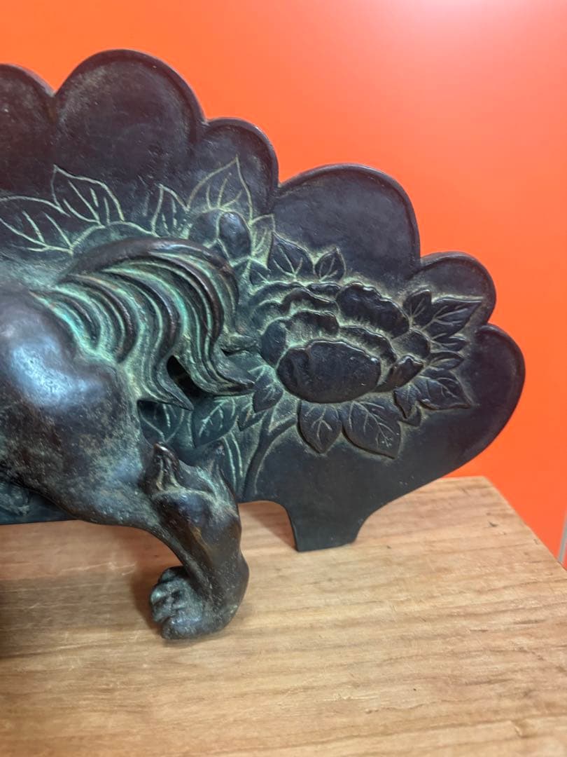 1737 名人　大国寿郎作　牡丹獅子置物　銅製　時代物
