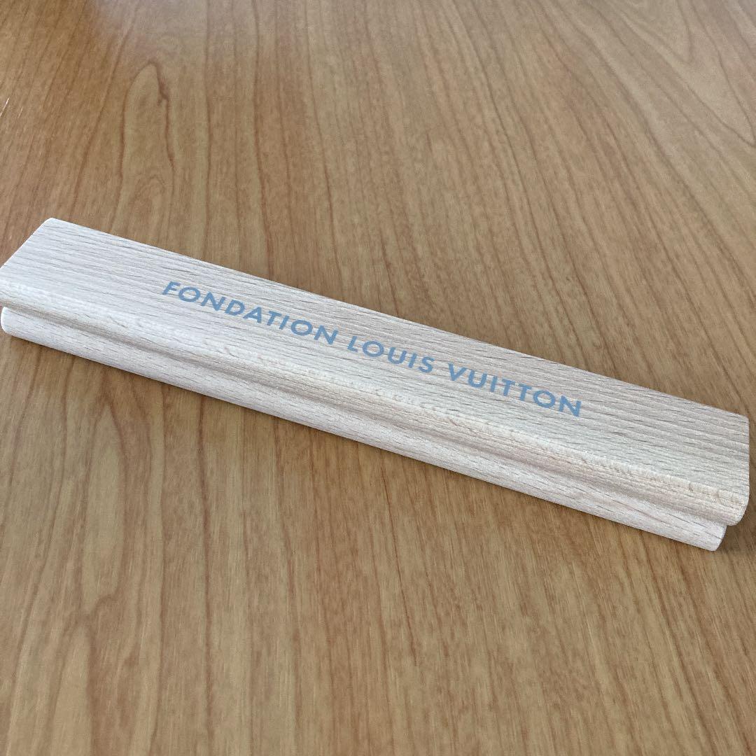LOUIS VUITTON/ルイヴィトン美術館/ウッドボールペン/ペンケース付き