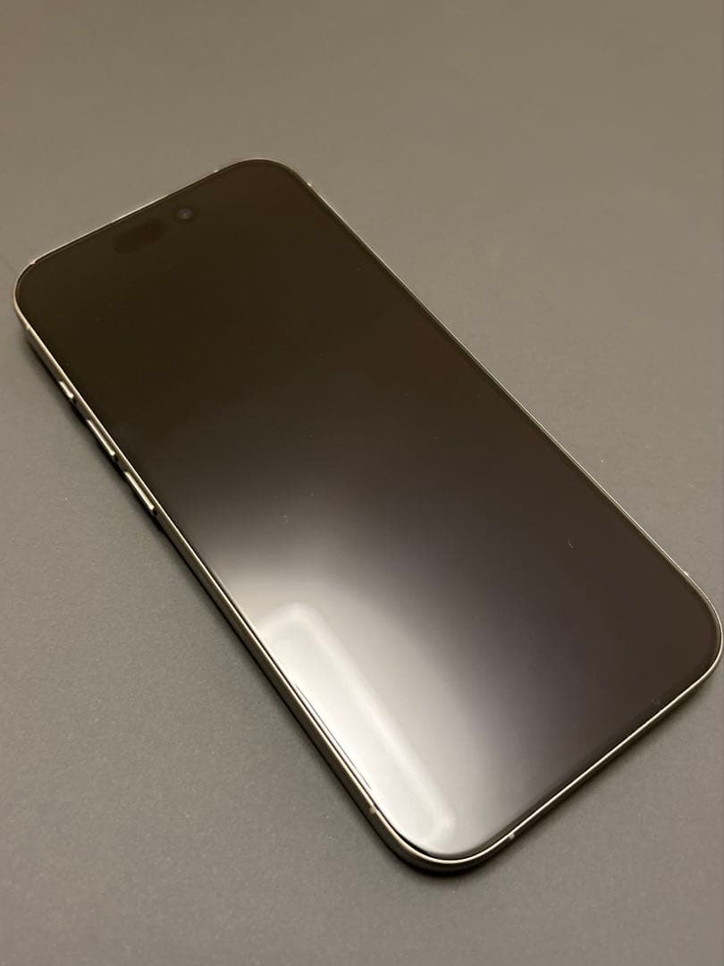 Apple iPhone15 Pro ナチュラルチタニウムSIMフリー256GB