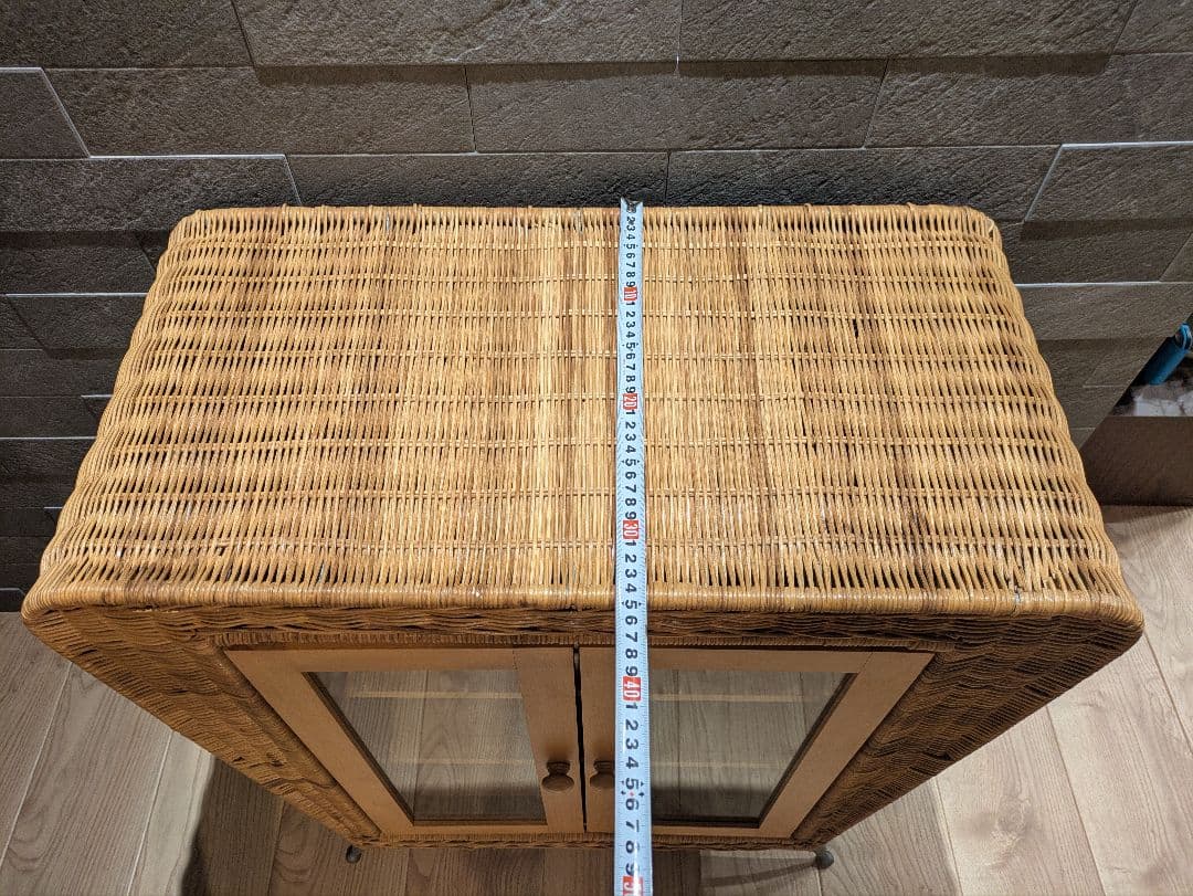 【ラタン家具】 ガラス扉付きキャビネット 飾り棚 北欧ナチュラル