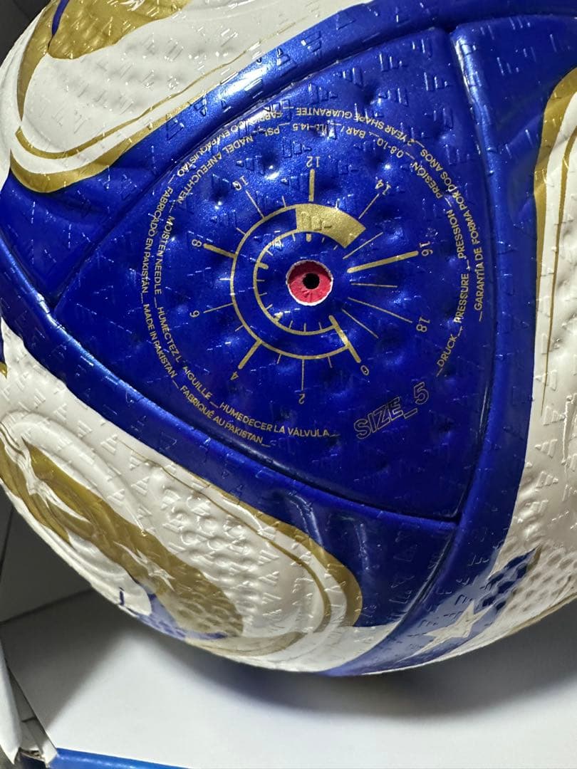 【年始限定価格】ムンディアル・デ・クルーベス プロ 公式試合球　クラブW杯5号球