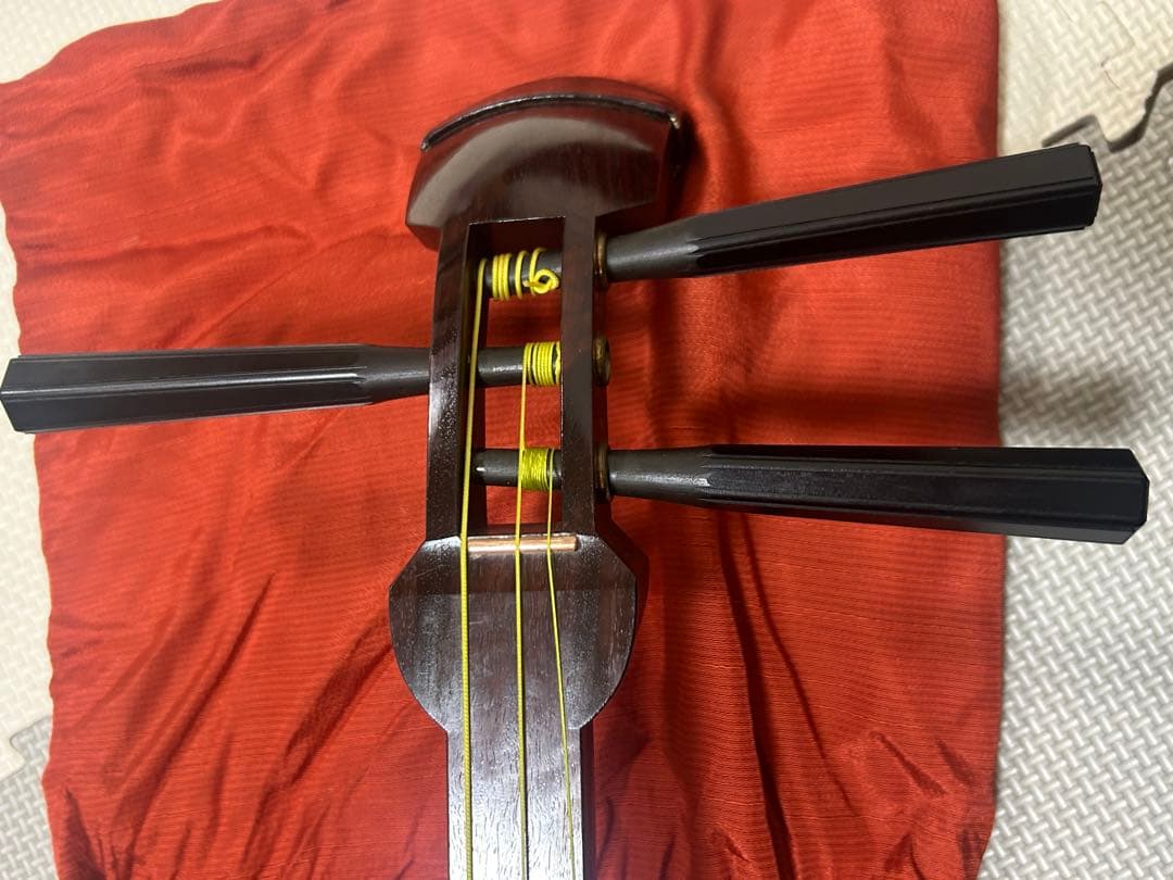 子持ち綾杉胴 三味線 犬皮