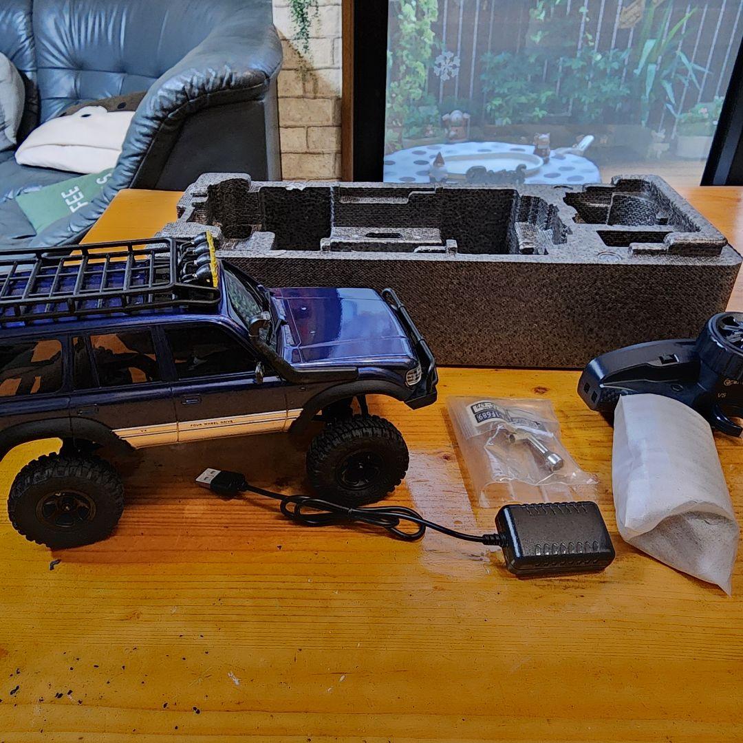 【FMS FCX-18】トヨタ LC80 ランドクルーザー RTR