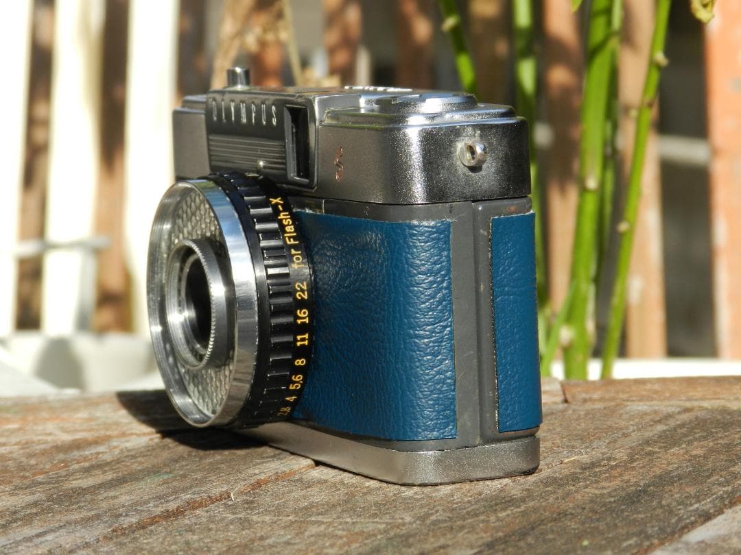 美品　OLYMPUS PEN EES EE-S フィルムカメラ　濃紺　オリジナル