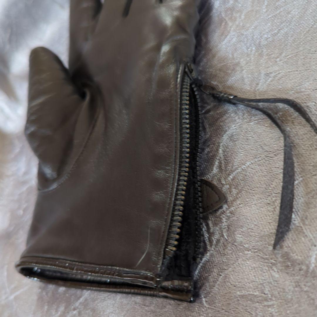 5351POURLESHOMMS SCHORL黒レザー 手袋 パイソン＆シープ