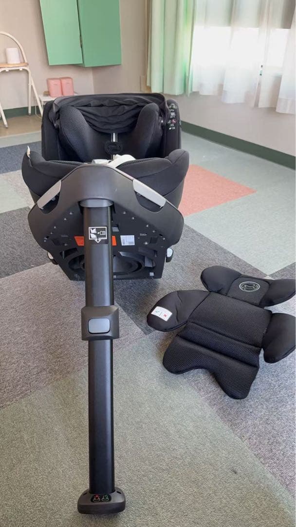 超美品 箱無し Cybex Sirona Gi i-Size ブラック