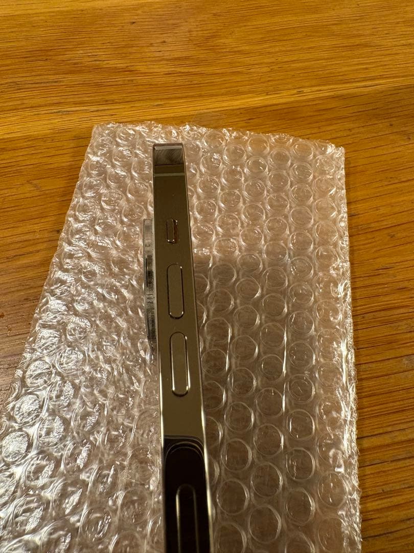 iPhone 14 Pro ゴールド 本体　付属品付き