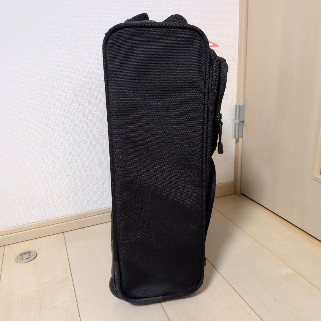 【新品】 ニューバランス　キャリーバッグ　スーツケース　旅行　出張　スポーツ
