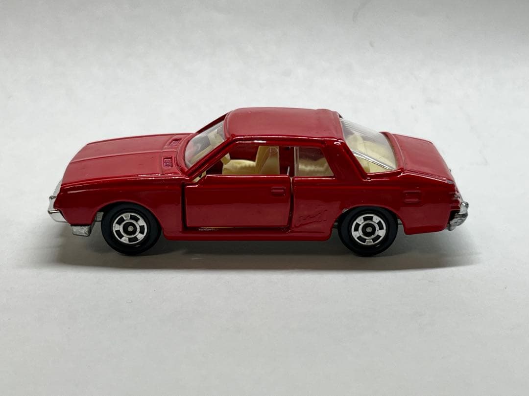 トミカ 日本製 三菱 ギャラン ラムダ 2000GSR 当時物 やや美品