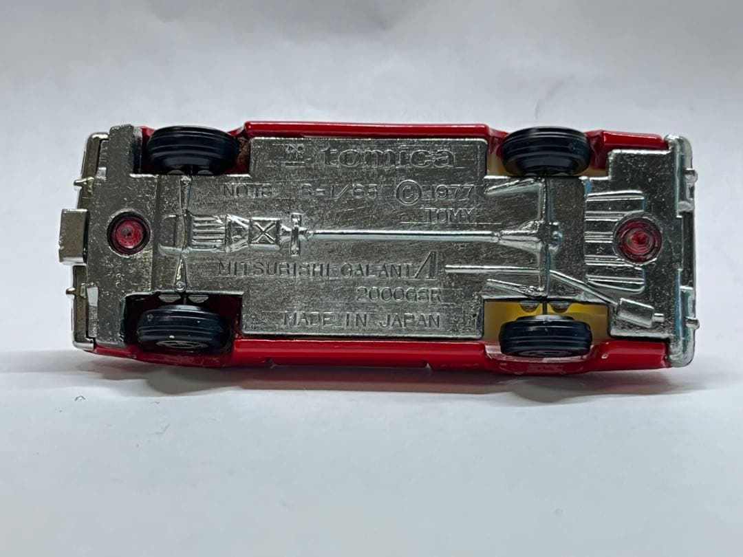 トミカ 日本製 三菱 ギャラン ラムダ 2000GSR 当時物 やや美品