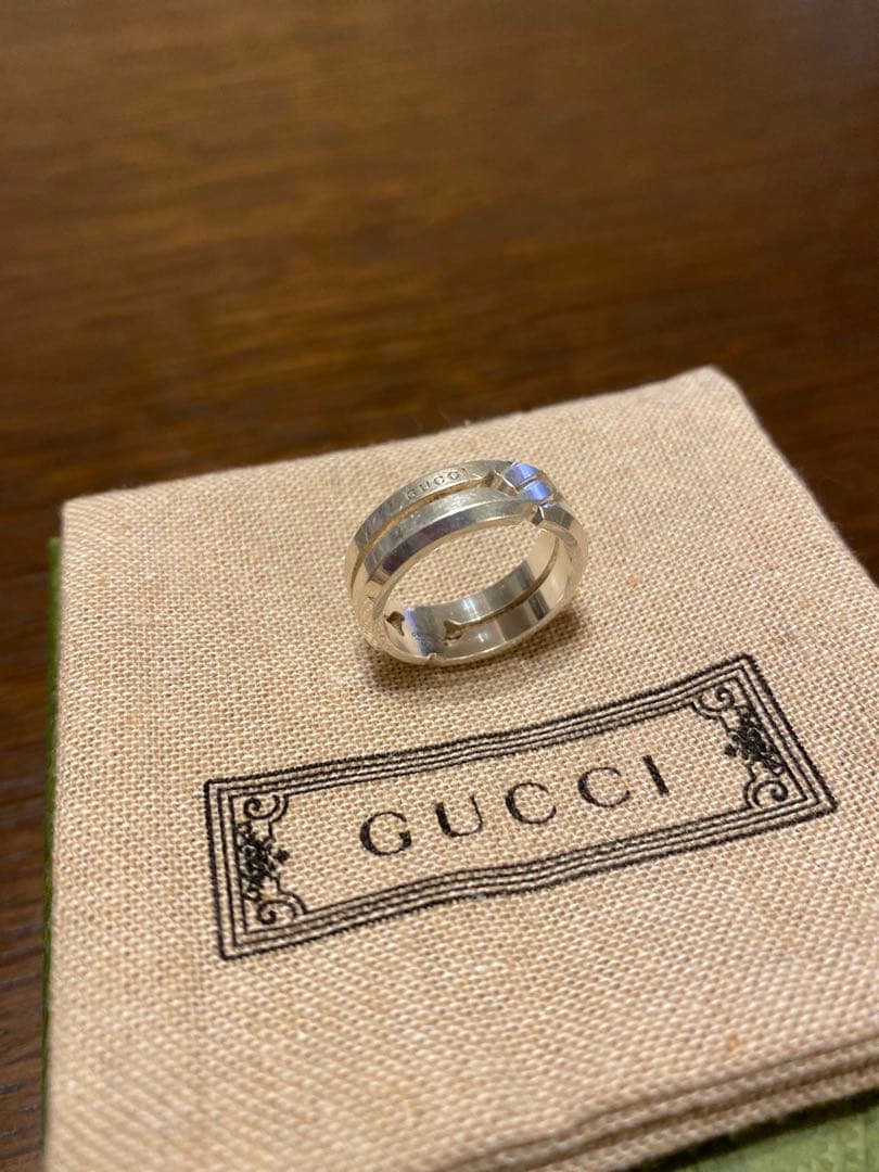 【値下げしました！】GUCCI リング 16号/シルバー（箱・ポーチ・保証書付）