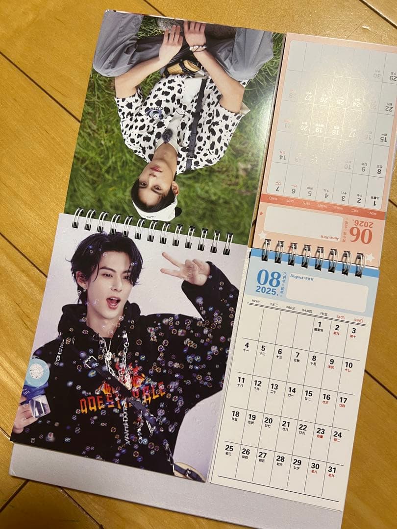 1780円最新ワンホーディー王鹤棣カレンダー 2025+2026年カレンダー①