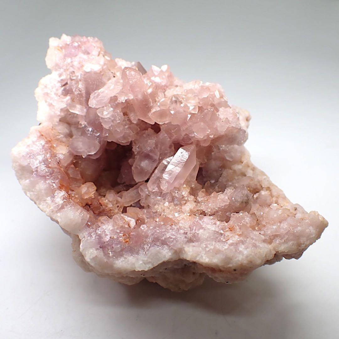 【アルゼンチン/パタゴニア/choique鉱山】ピンクアメジスト