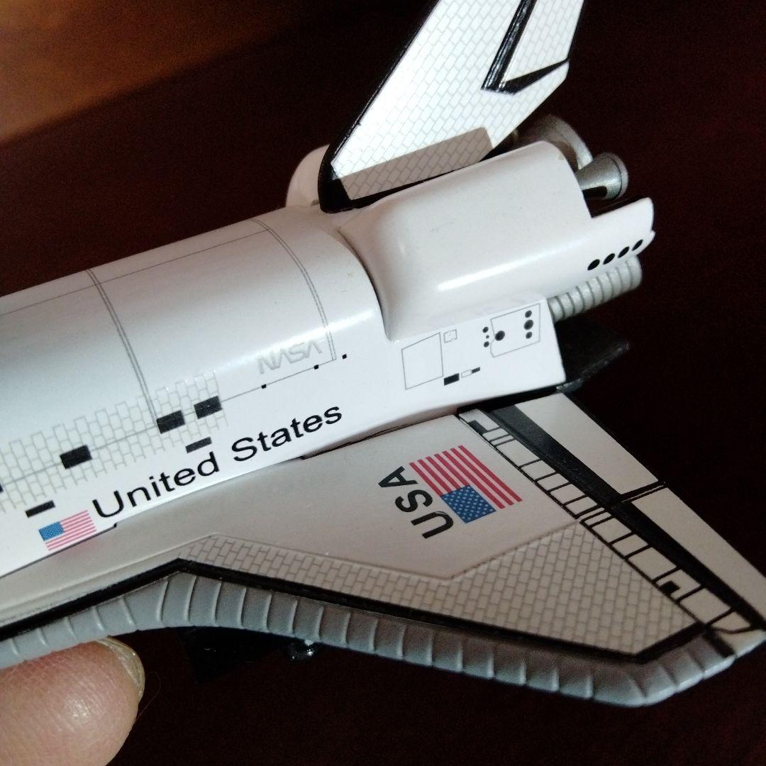 スペースシャトル エンデバー1:300 完全ダイキャスト