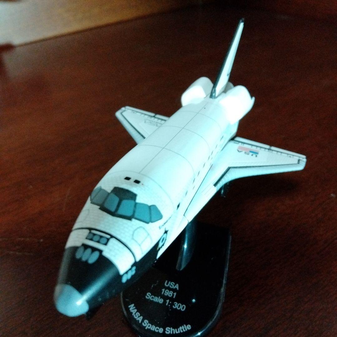 スペースシャトル エンデバー1:300 完全ダイキャスト