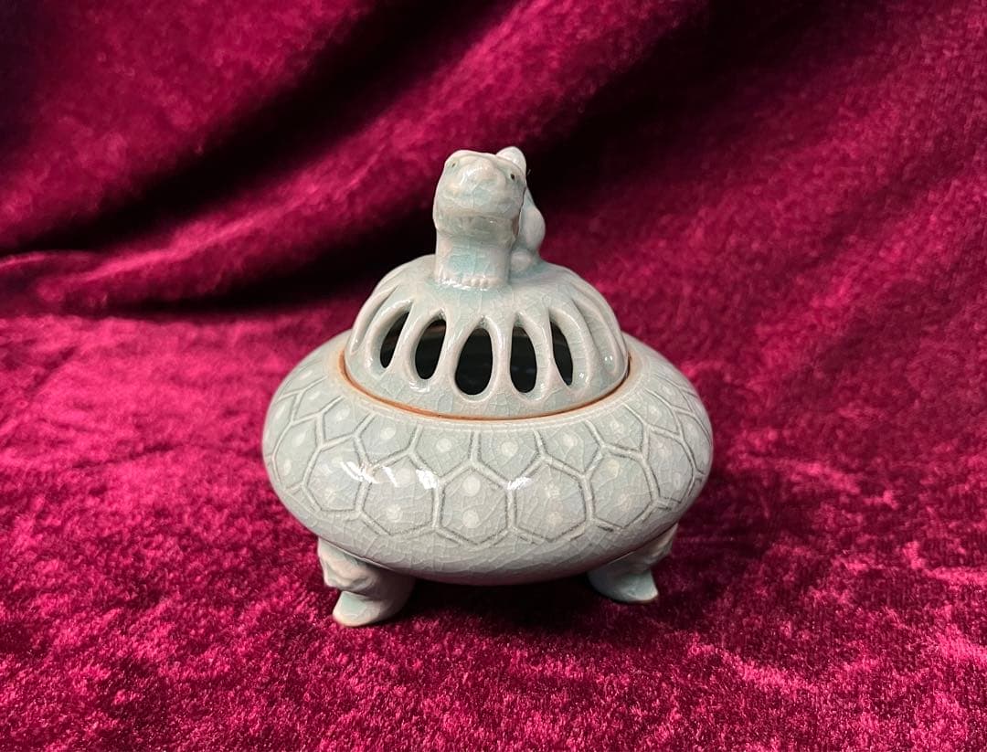 三足香炉 青磁 海剛