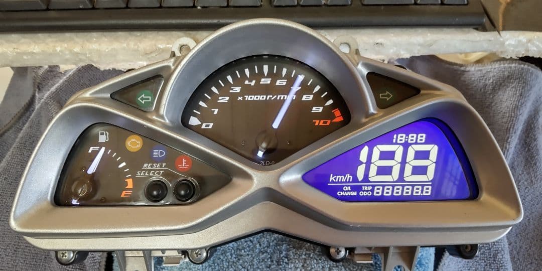 SG28J マジェスティS　スピードメーター　動作品