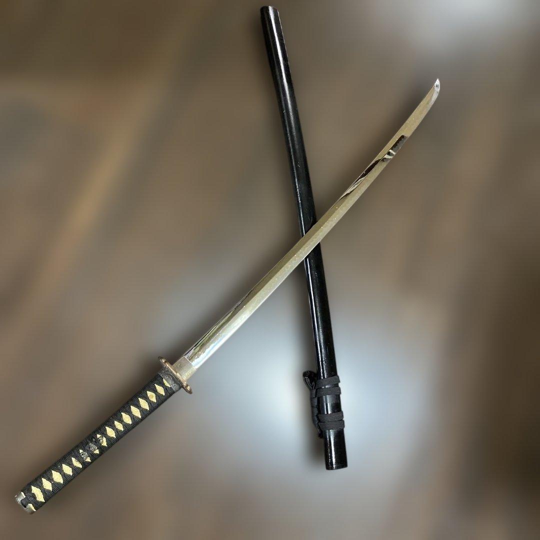 模造大刀 黒柄 太刀鍔 黒梨地鞘