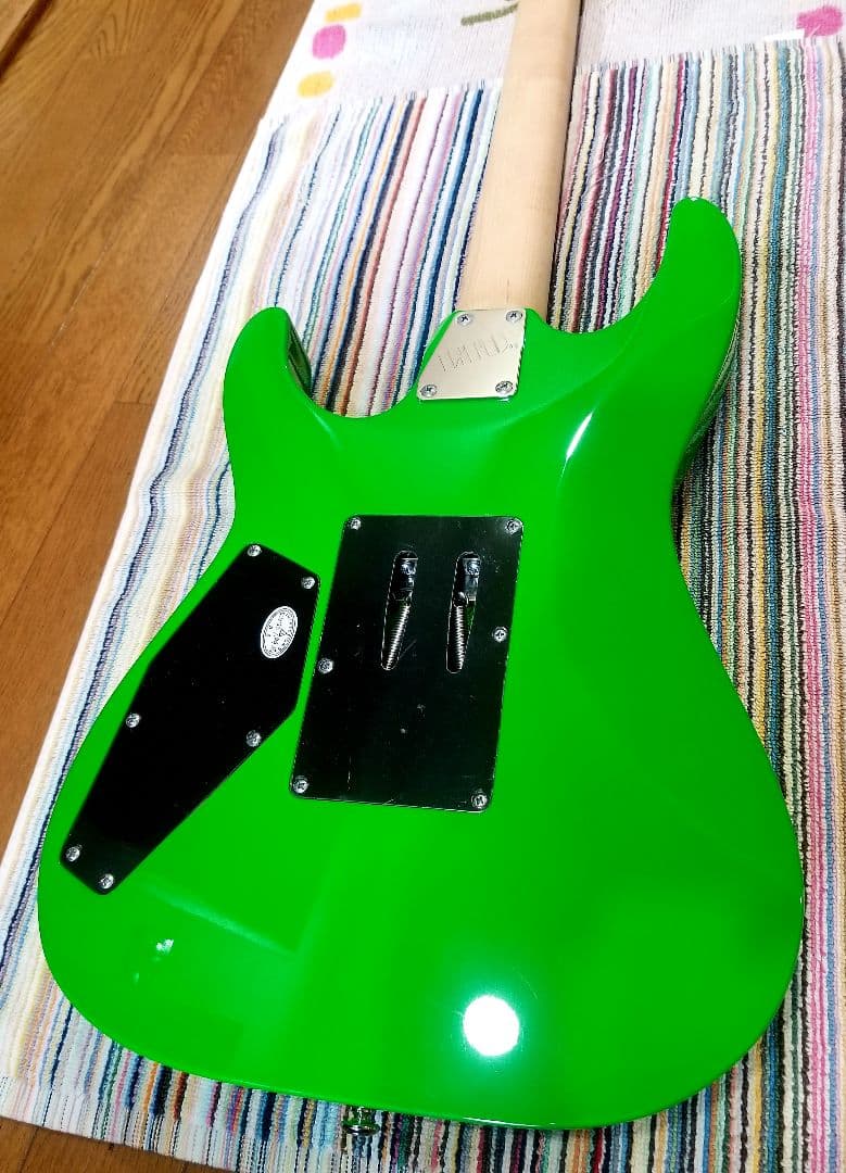 【限界値下げ】LTD (ESP) M-50 Neon Green(美品)