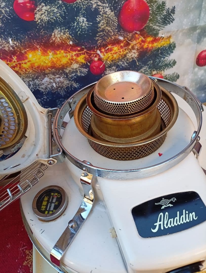 アラジン。純正芯交換済。メンテナンス済。取説付。ベージュ