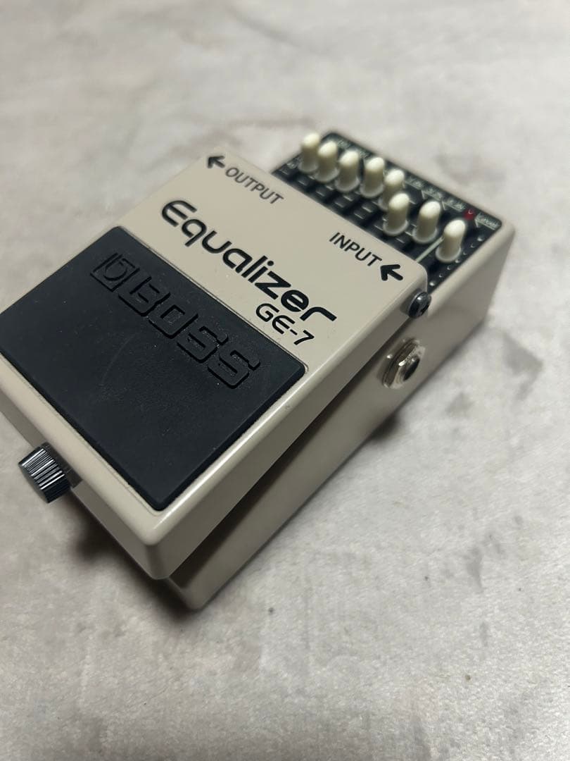 BOSS GE-7 イコライザー　ギターエフェクター