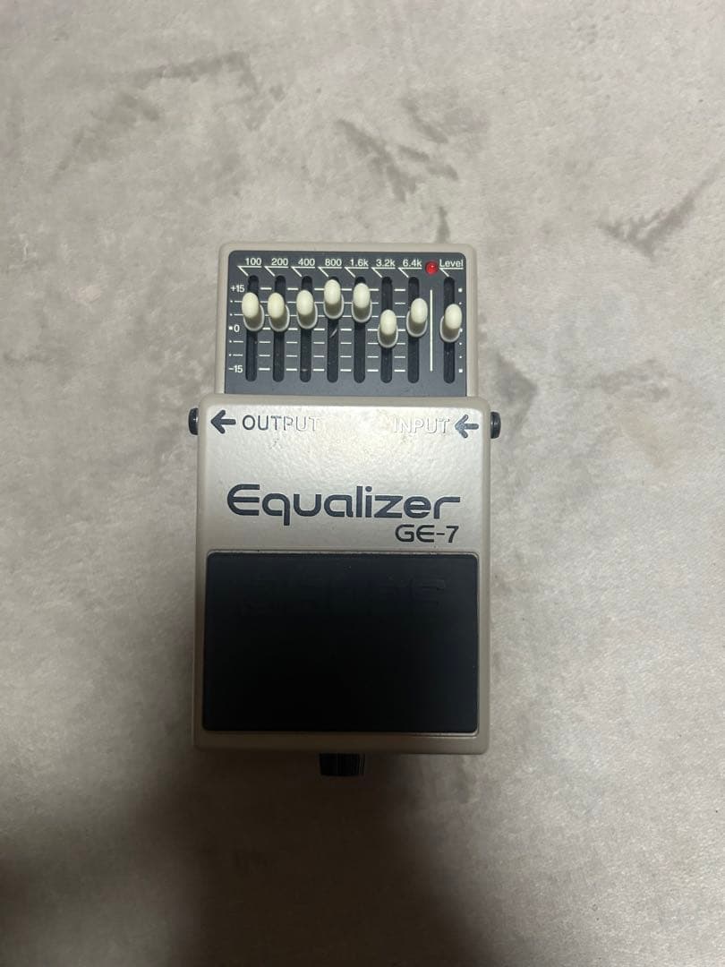 BOSS GE-7 イコライザー　ギターエフェクター