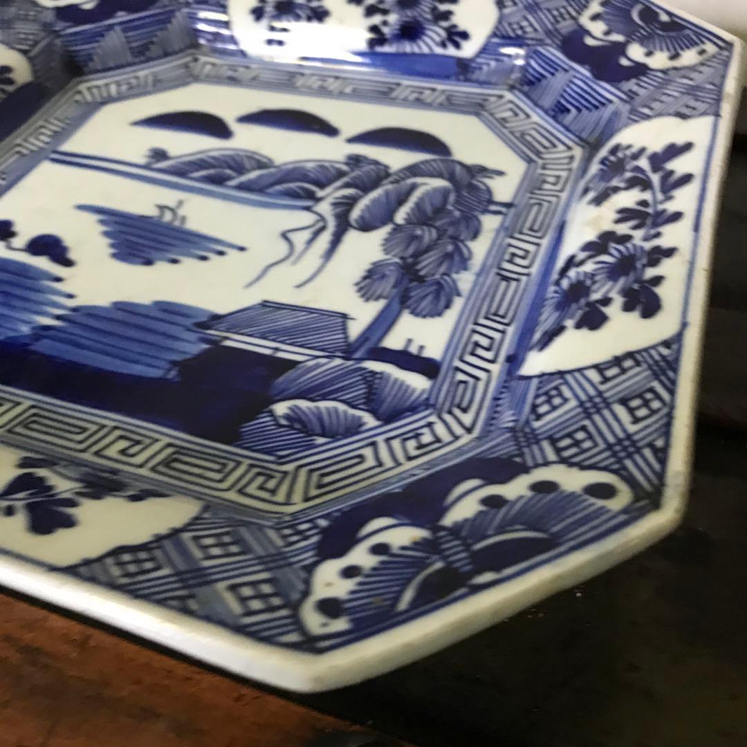 美品　古伊万里焼　染付け　角皿　山水図　飾り絵皿　年代物　藍の色合いが美しい