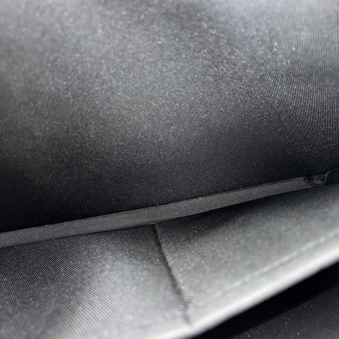 未使用 ルイヴィトン PDV ビジネスバッグ ダミエアンフィニ ブラック メンズ