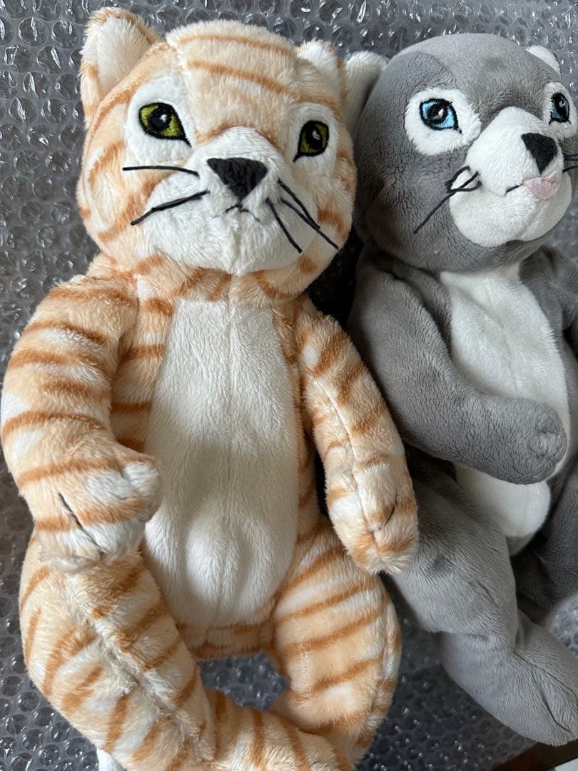 ヒグチユウコ　IKEA　廃盤レア猫のぬいぐるみ　せかいいちのねこモデル２匹セット