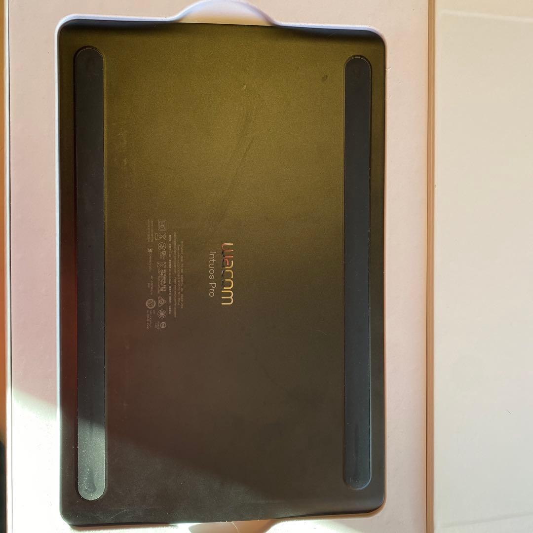 スマホ・タブレット・パソコン wacom intuos pro