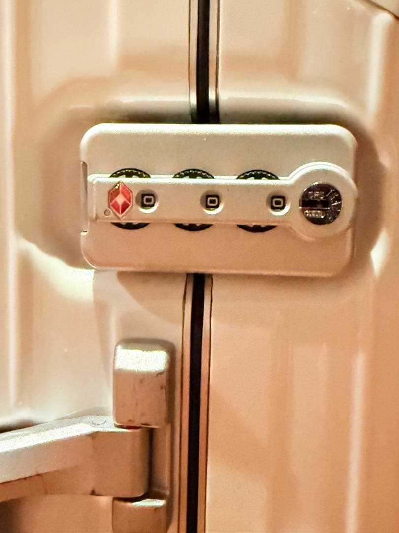 RIMOWA リモワ リンボ キャビン　2輪 LIMBO