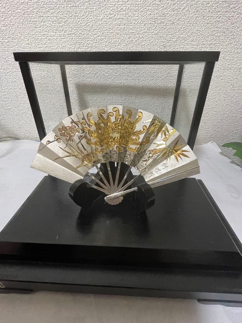 銀製　扇の置物　共箱付き　約37g