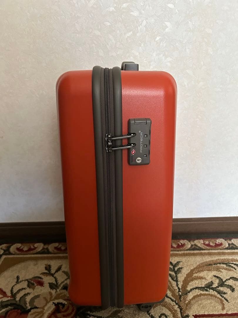 極美品　プロテカ　フクラティ　機内持込可　4輪　スーツケース