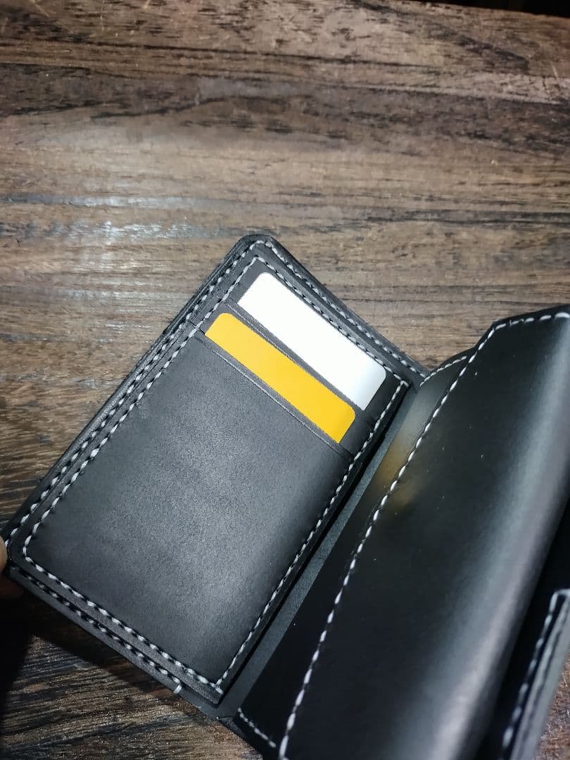 留め革フラップ無しMiddle Leather Wallet ミドルウォレット