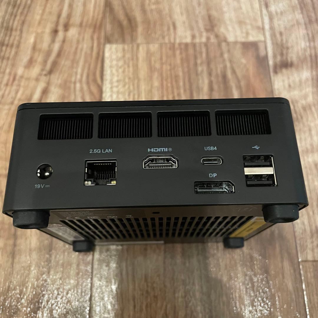 MINISFORUM UM760 Slimジャンク品