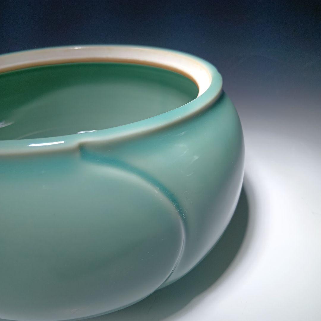 値下げ茶道具　加藤藤山作　青磁捻梅水指　 共箱　美品