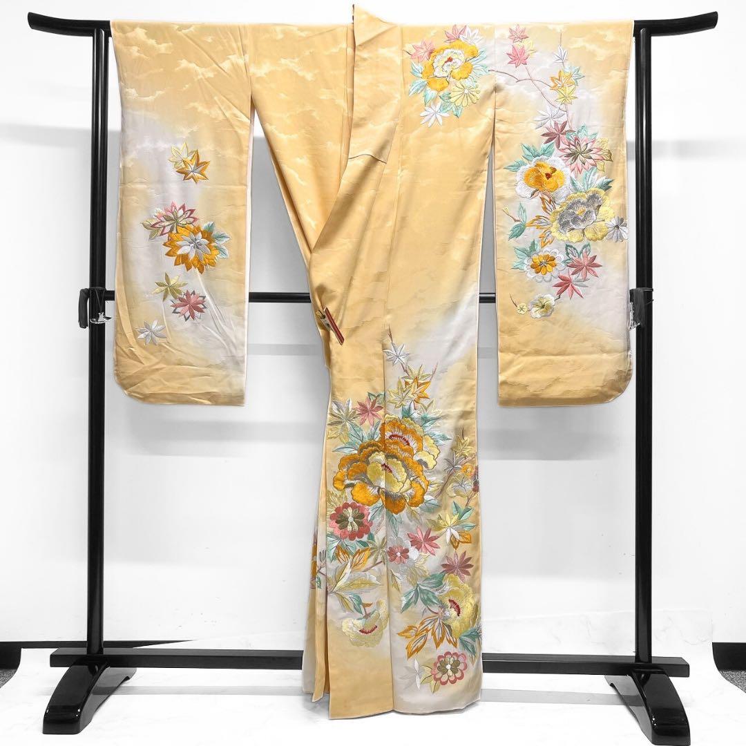 セミアンティーク　金駒刺繍　刺繍　牡丹　菊花　霞地紋　振袖　着物　094w p