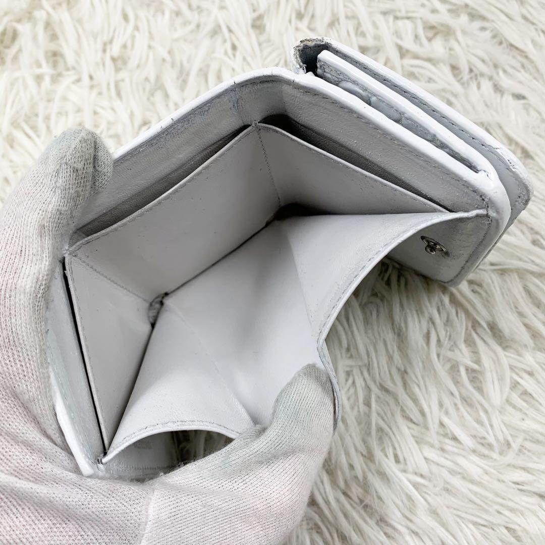 バレンシアガ 三つ折り財布 BBロゴ クロコ ホワイト