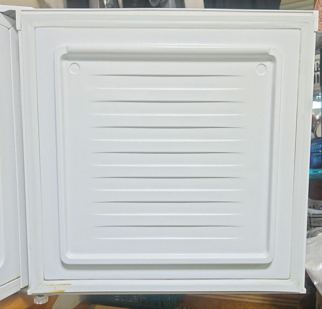 コンパクトホワイト冷凍庫 1段棚付き