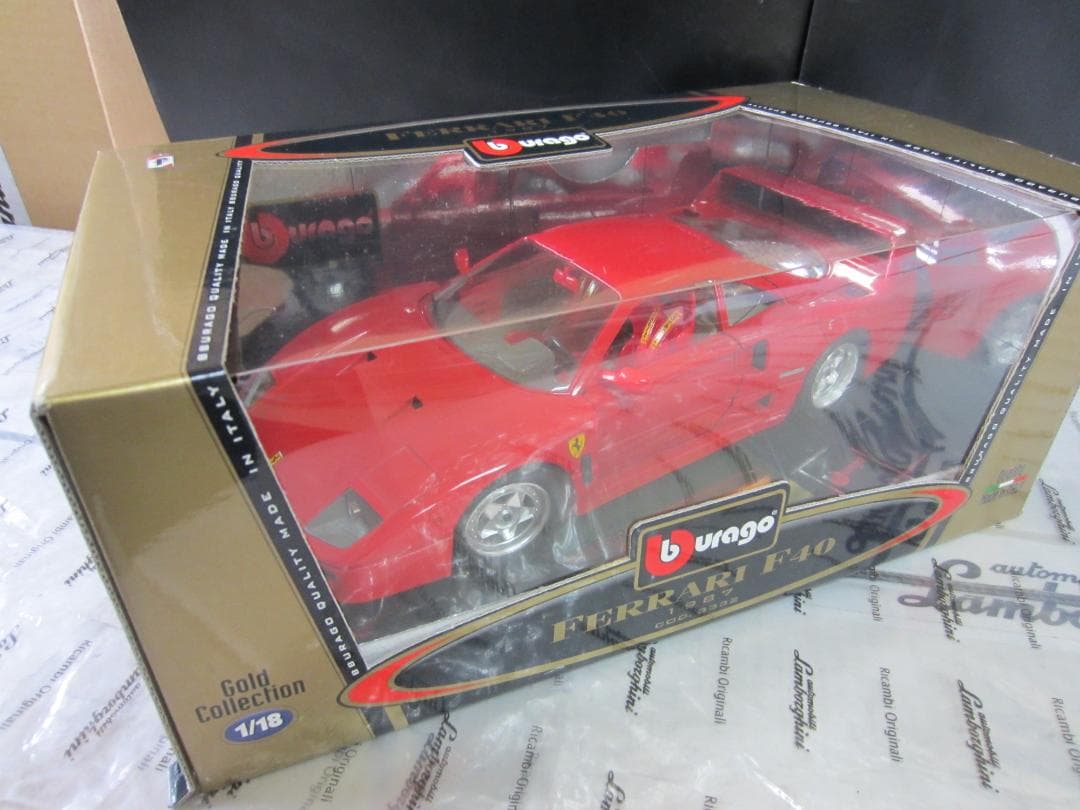 フェラ－リ・Ｆ４０・1/18 Ferrari F40