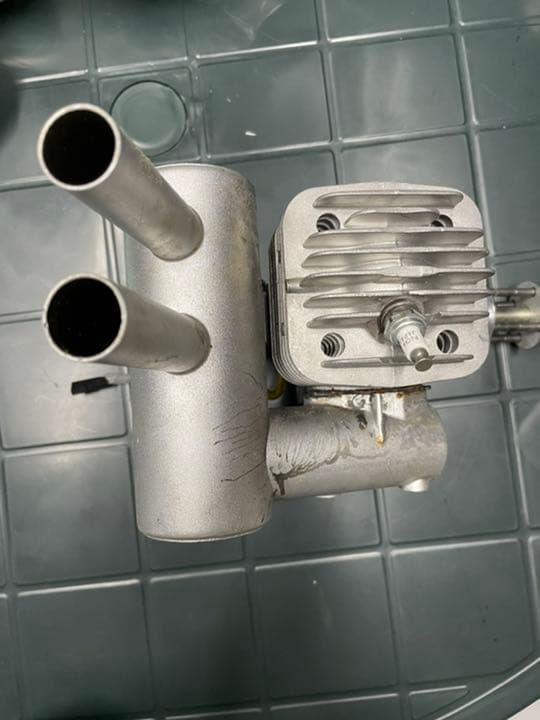 中古品　DLE55  ガソリンエンジン