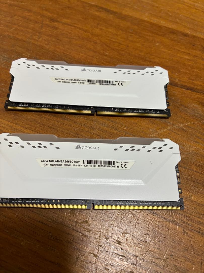 CORSAIR VENGERNCE RGB PRO 16GB(8G×2)DDR4